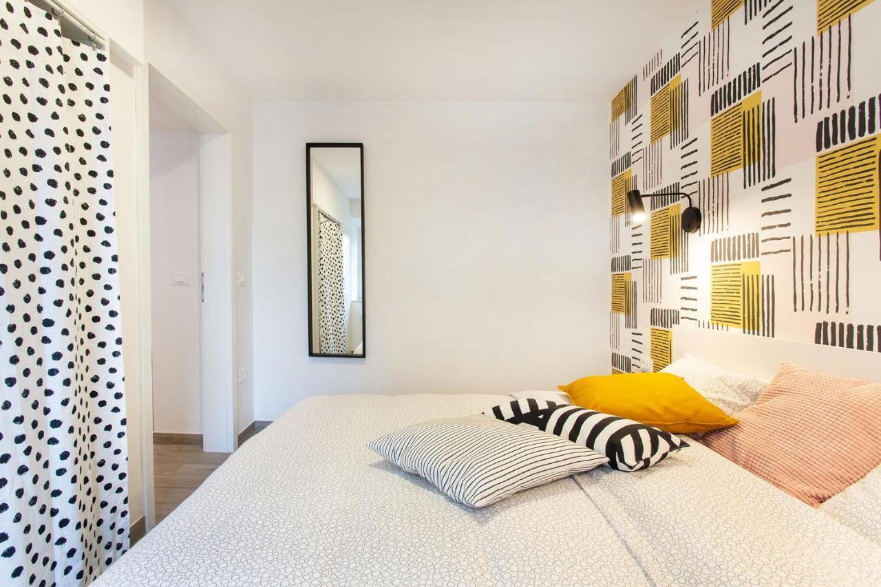 Castle Way Apartments Tamy เบลด ภายนอก รูปภาพ